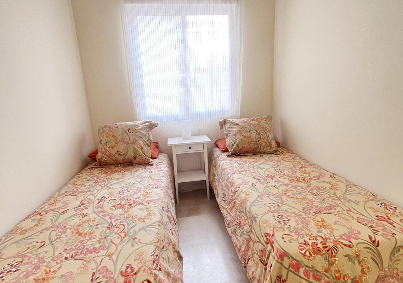 Apartamento Primera Linea Estepona By Isa Hoteles Exteriér fotografie